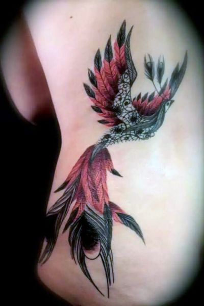 piękny tatuaż phoenixa 